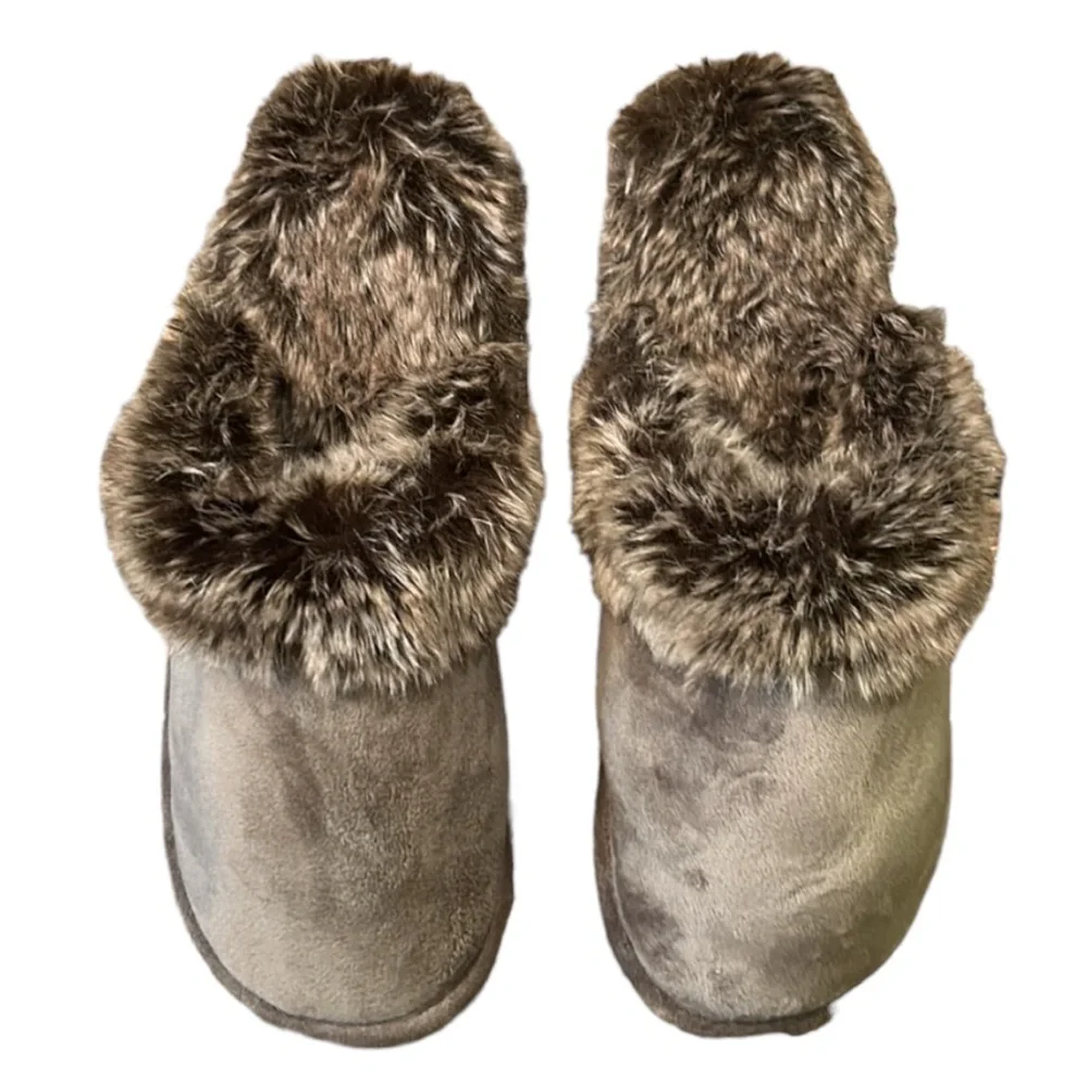 NWT Restoration Hardware LUXE FAUX FUR SLIPPERS L/XL - Picture 5 of 6